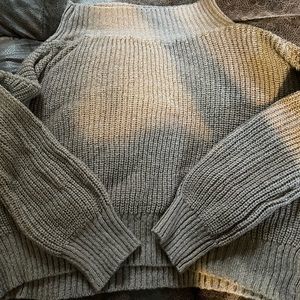 Mid cropped brown / tan turtle neck sweater